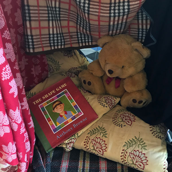 Blanket fort